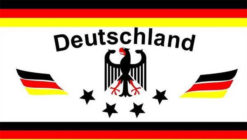 Drapeau ALLEMAGNE 1 football 4 ÉTOILES blanc 90 x 150 cm Image du produit 