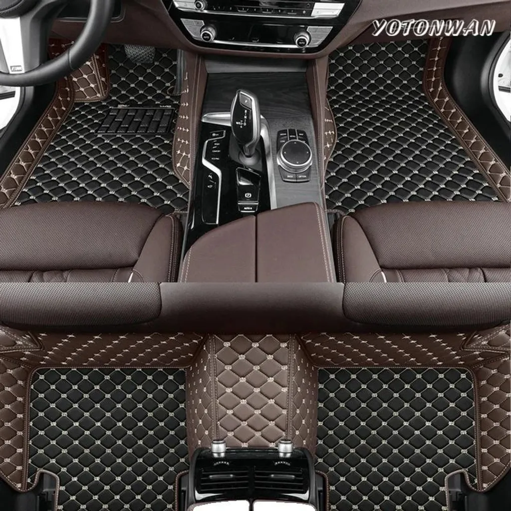 Set Tappetini Auto 3 Pezzi per Berlina Sportiva - Design Su Misura