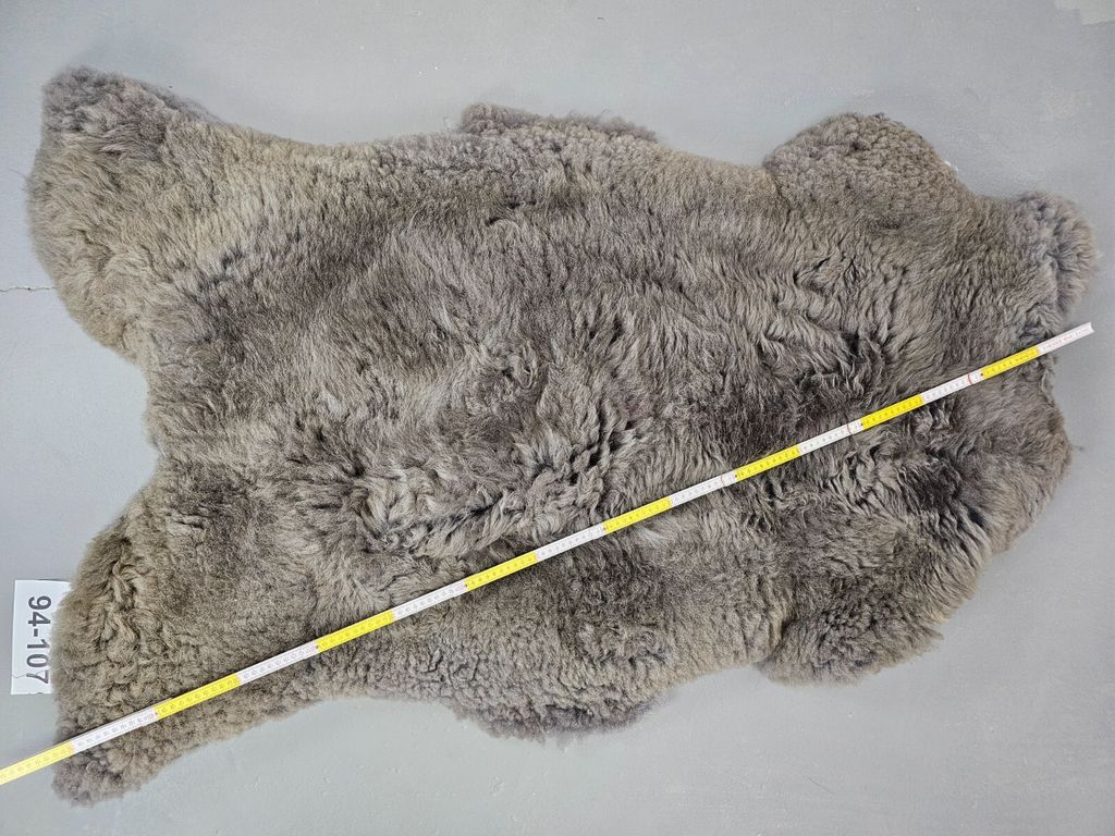 Schaffell grau XXL Unikat 94-107