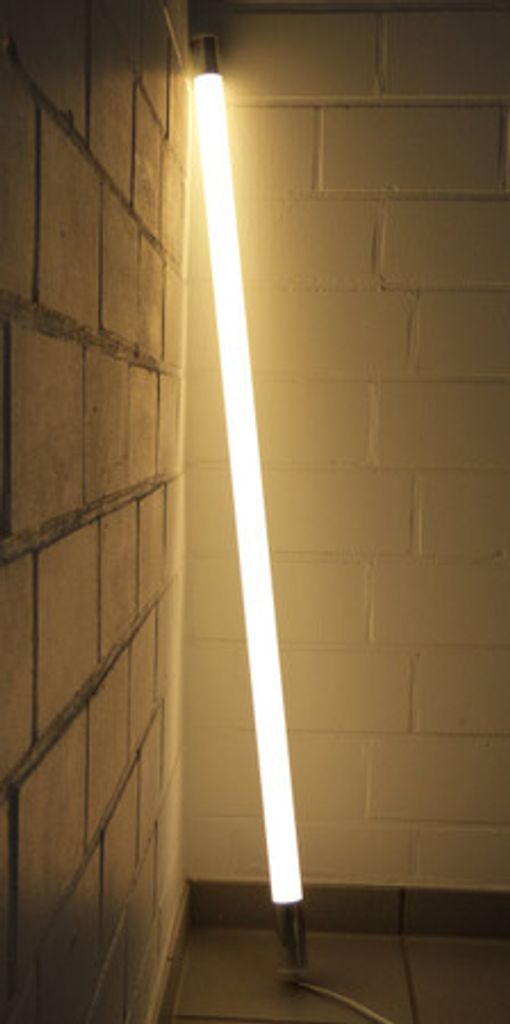 9643 LED Leuchtstab 9 Watt warm weiß 63 cm Kunststoff Röhre Produktbild 