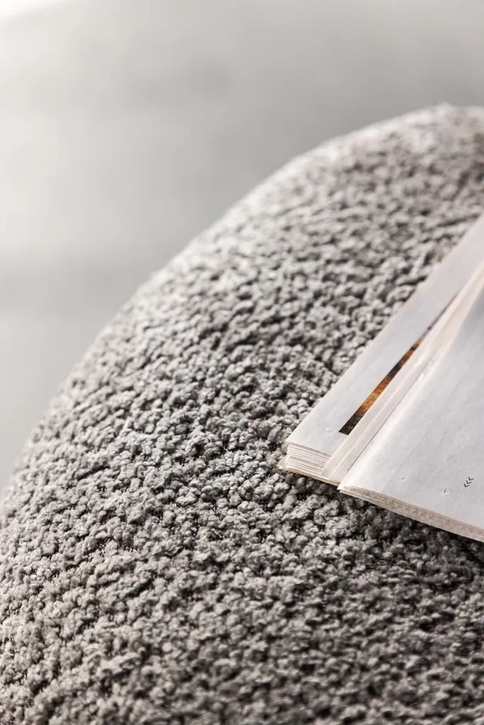 Pouf Peg Ø46cm gris : la solution gain de place pour petits intérieurs