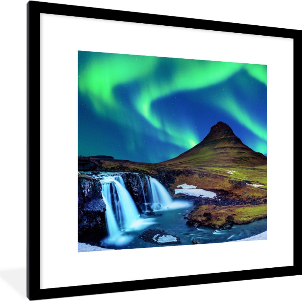 MuchoWow Gerahmtes Poster Nordlicht - Sternenhimmel - Island - Berg - Grün - Wasserfall - See 40x40 cm - Poster mit Schwarzem Bilderrahmen Wandp...