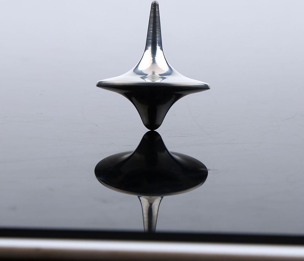 Klassischer Zinklegierung-Silber-Stil Präziser Kreisel Zinklegierung Silber neu
