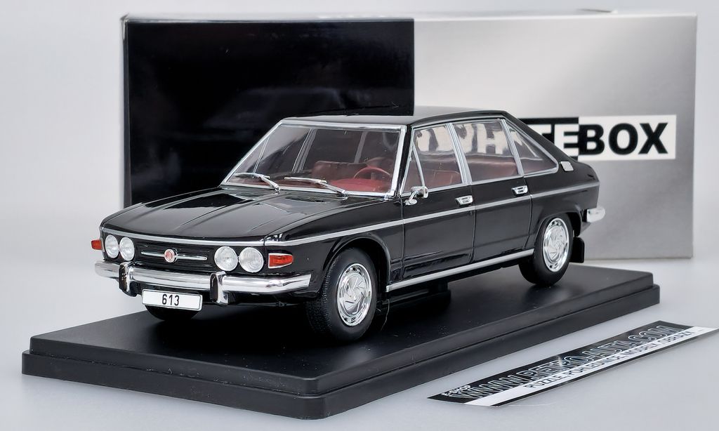 Tatra 613 černá 1:24 WHITEBOX Obrázek produktu 