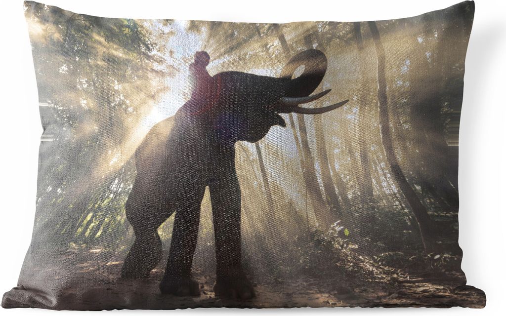 MuchoWow® Outdoor Kissen - Elefant mit Person in hellem Produktbild 