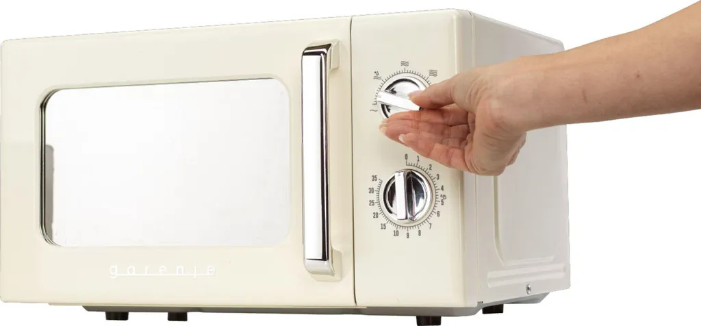 Micro-ondes rétro idéal pour réchauffer et décongeler rapidement 20L - 6