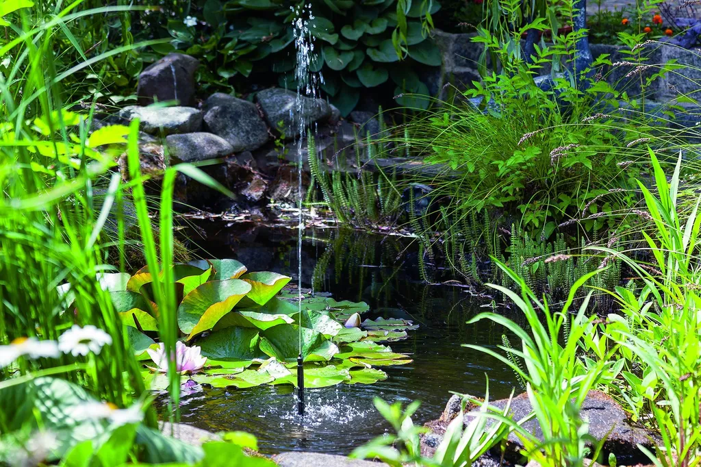 Pompe de bassin solaire Palermo avec jet d'eau décoratif pour extérieur
