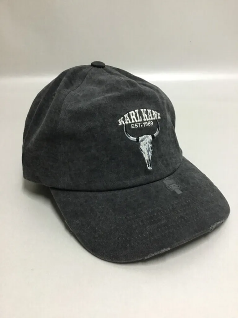 Casquette Karl Kani 7009546-GRY Anthracite - Look Urbain Style New Yorkais