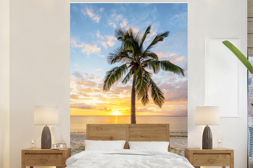MuchoWow Fototapete für Wohnzimmer oder Schlafzimmer Wandtapete Vinyl Motivtapete Strand - Palme - Sonnenuntergang - 200x300 cm - Wanddekorationen