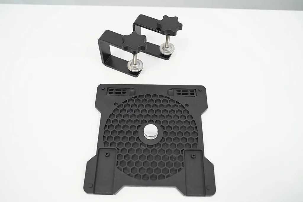 Joug de simulation Honeycomb Alpha Flight Controls avec panneau switch - 26