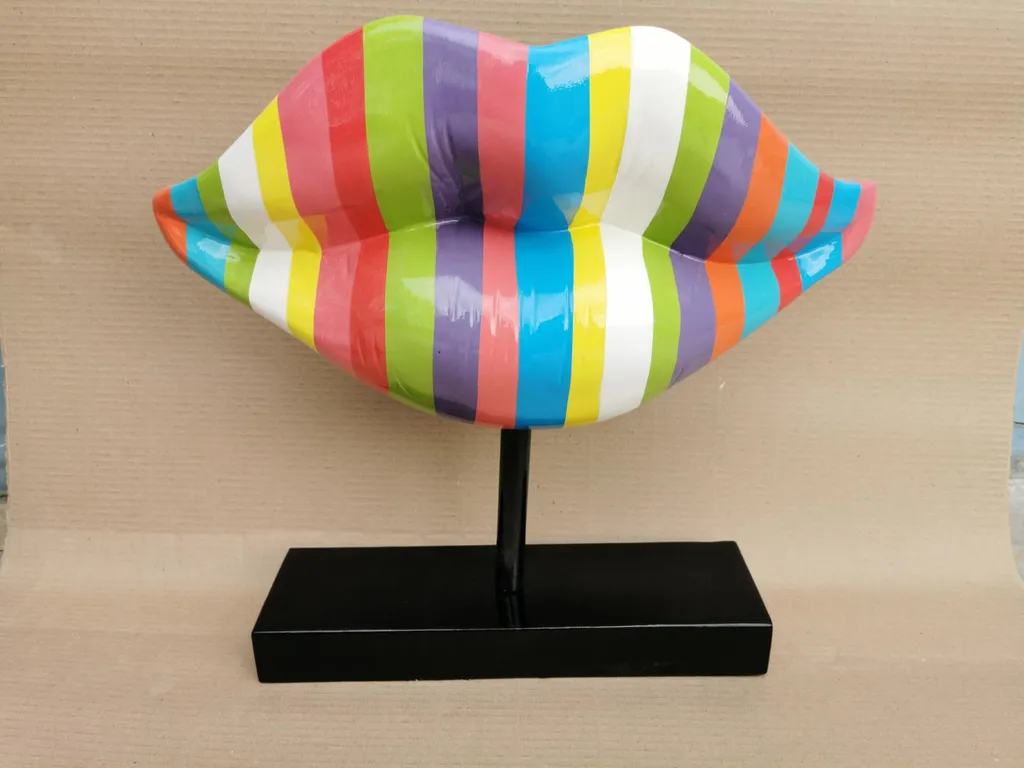 Statue Abstraite Baiser 45cm : Sublimez vos Espaces Vides avec Art
