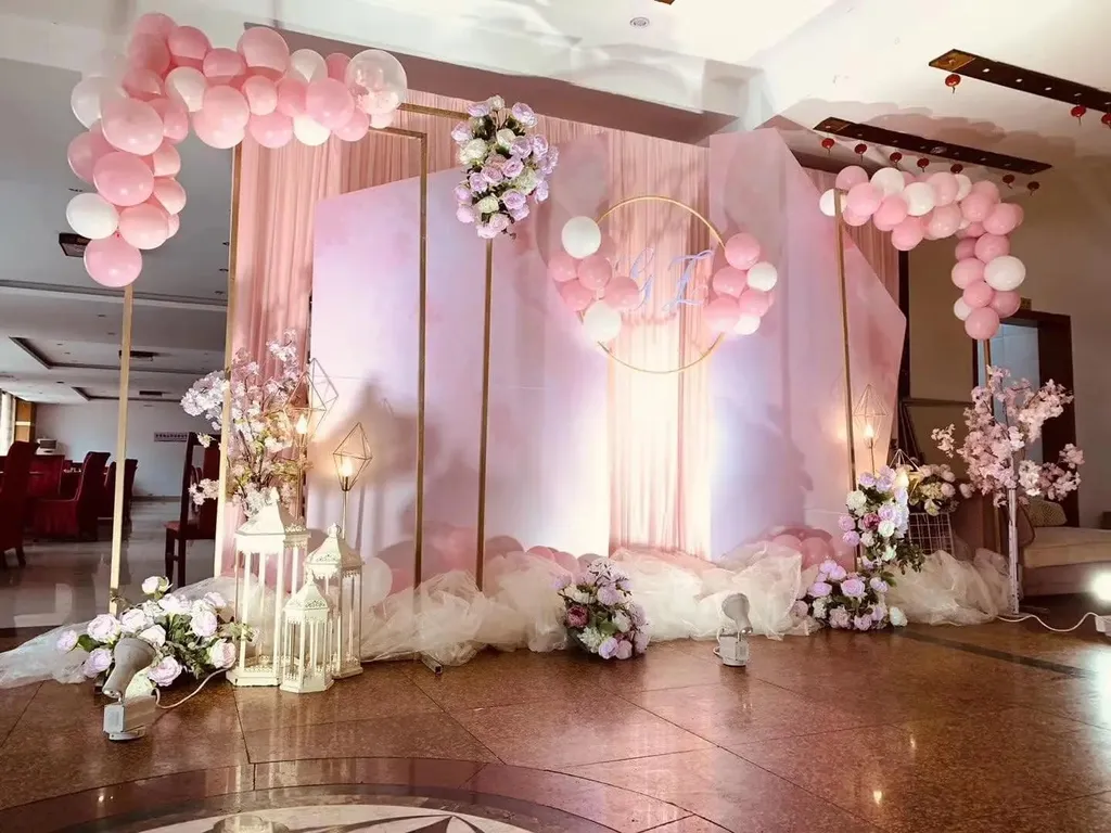 Arche de mariage dorée 2,5x2,5m structure carrée robuste en métal - 7
