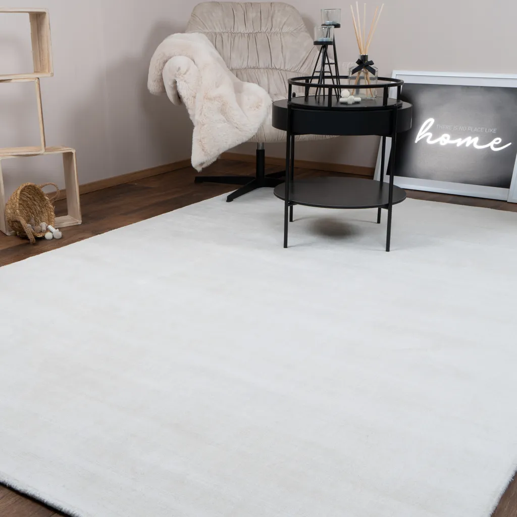 Tapis Nobel Brillant Effet Soie 80x150cm Viscose Douce Ivoire Luxus