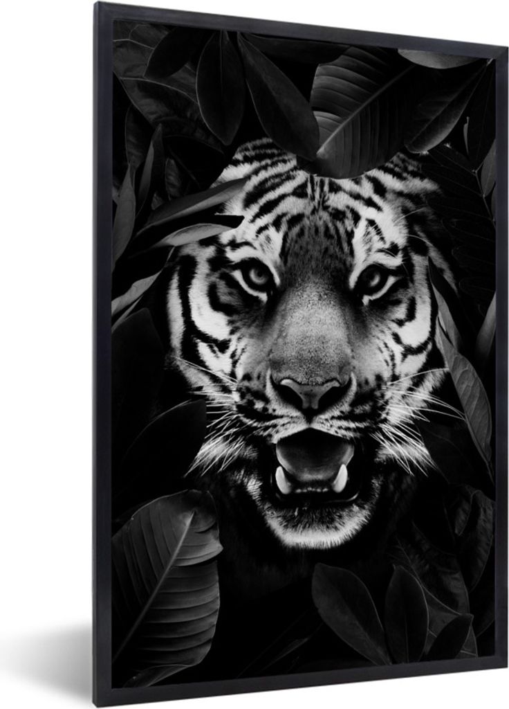 MuchoWow Gerahmtes Poster Tiger zwischen den Blättern - schwarz und weiß 20x30 cm - Poster mit Schwarzem Bilderrahmen Wandposter Rahmen Foto Bi...