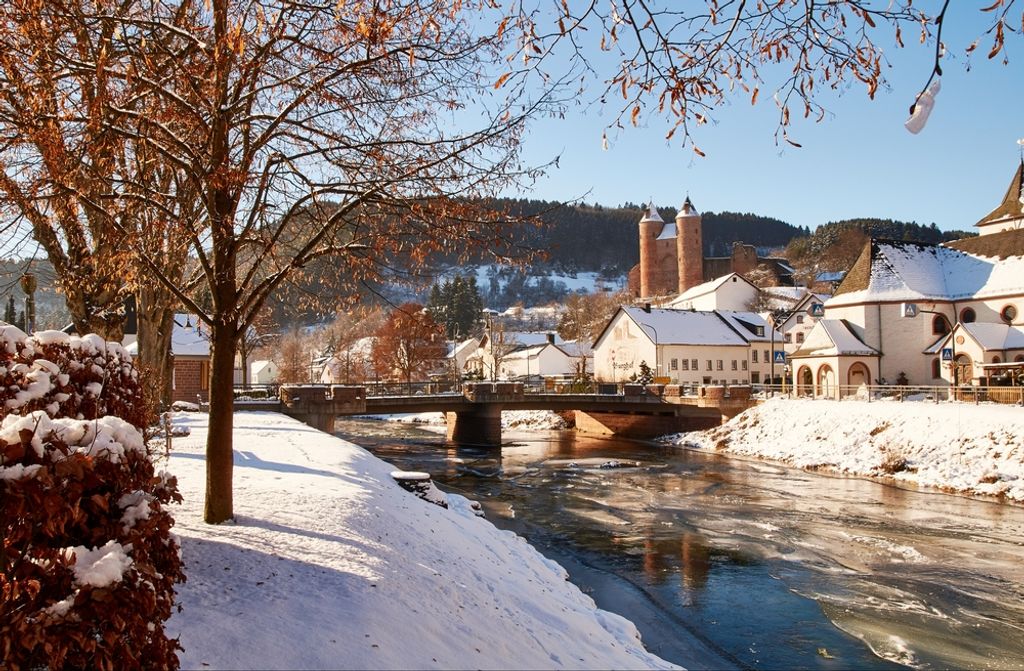 hansepuzzle 51028 - Winter Puzzle, 500 Teile, Hintergründe, 46,0 x 30,0cm mit hochwertiger Aufbewahrung, Kartonbox und wiederverschließbarem Beutel