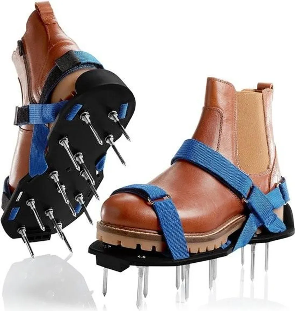 Aérateur de pelouse manuel type chaussures, idéal pour sol compact