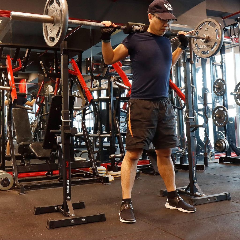 Regelbares Haltersystem für das Home-Gym - Squatrack und Langhantelablage