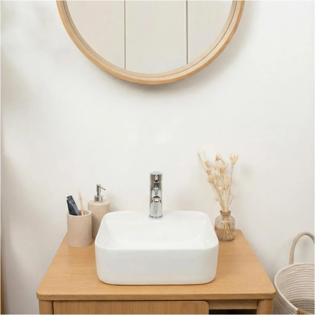 Vasque à poser KALI 36cm : céramique blanche robuste et design épuré