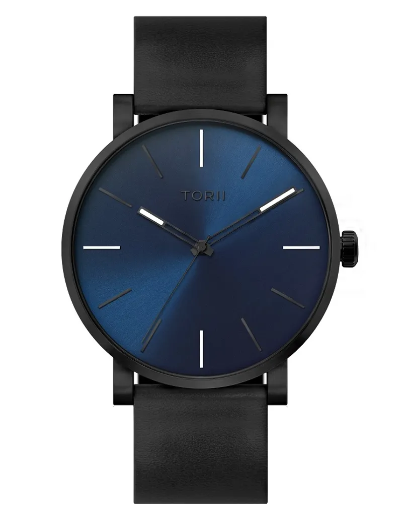 Montre homme TORII B45BL.NB - Design classique bleu marine et acier chic