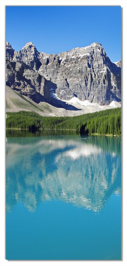 Wallario selbstklebende Türtapete 93 x 205 cm mit Schutzlaminat - Tiefblauer See mit Bergpanorama und Wäldern Kanada