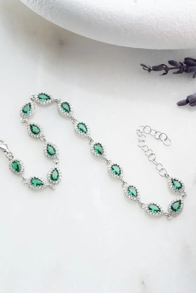 Bijou de mariage bracelet argent 925 et gouttes vertes pour cérémonie