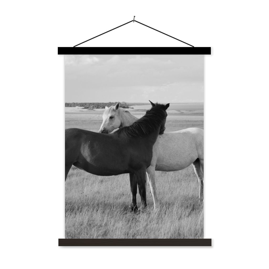 MuchoWow Textilposter Pferde - Tiere - Porträt - Schwarz-Weiß - Landleben 60x80 cm mit schwarzem Rahmen - Plakathalter