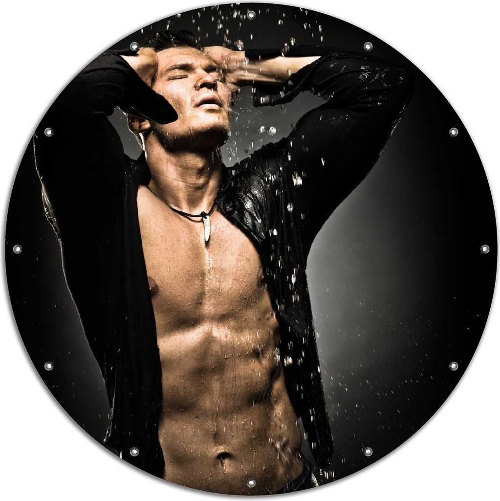 Wallario rundes Outdoor-Poster für Garten oder Balkon, Motiv Sexy Mann unter der Dusche, 120 cm Durchmesser