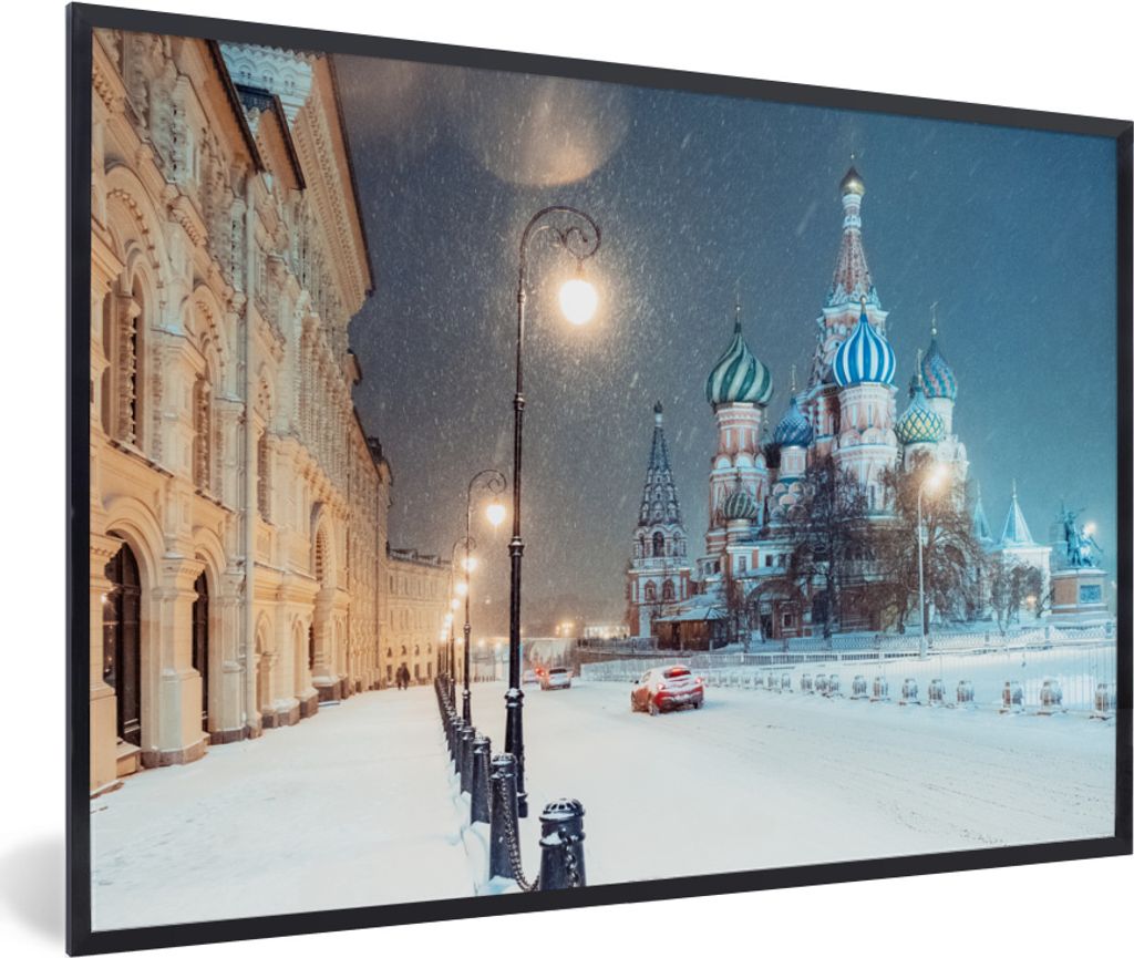 MuchoWow MuchoWow Gerahmtes Poster Schneesturm in Moskau 30x20 cm - Poster mit zchwarzem Bilderrahmen - Kunstdruck - Bild-Poster