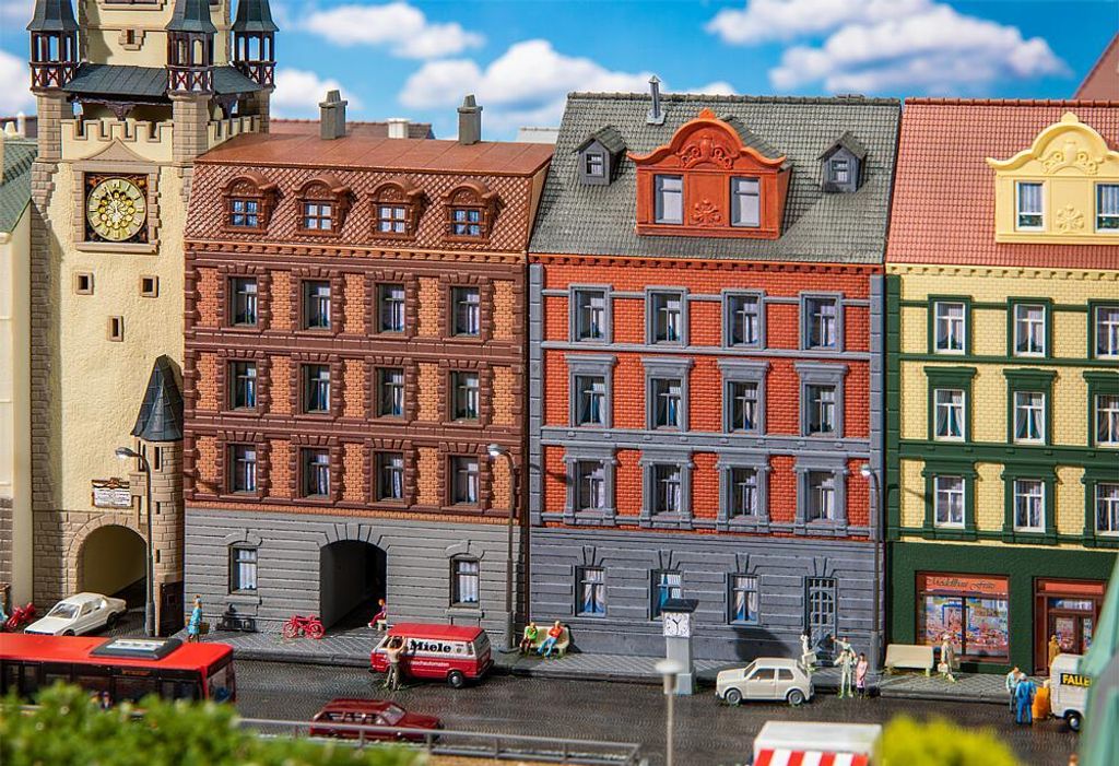Faller 2 Altstadthäuser 231712 Produktbild 
