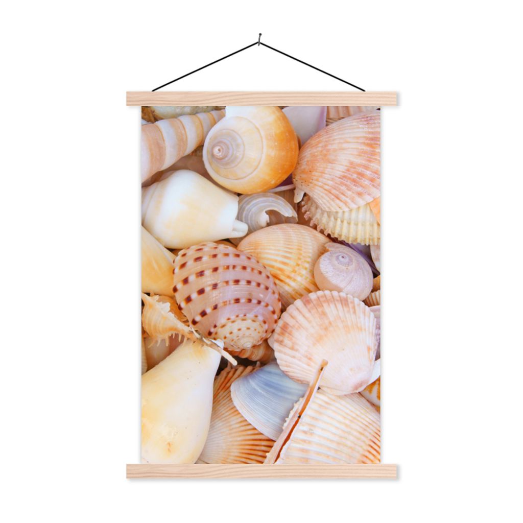MuchoWow Textilposter Muscheln - Strand - Sommer - Orange 40x60 cm mit holzfarbenen Rahmen - Poster