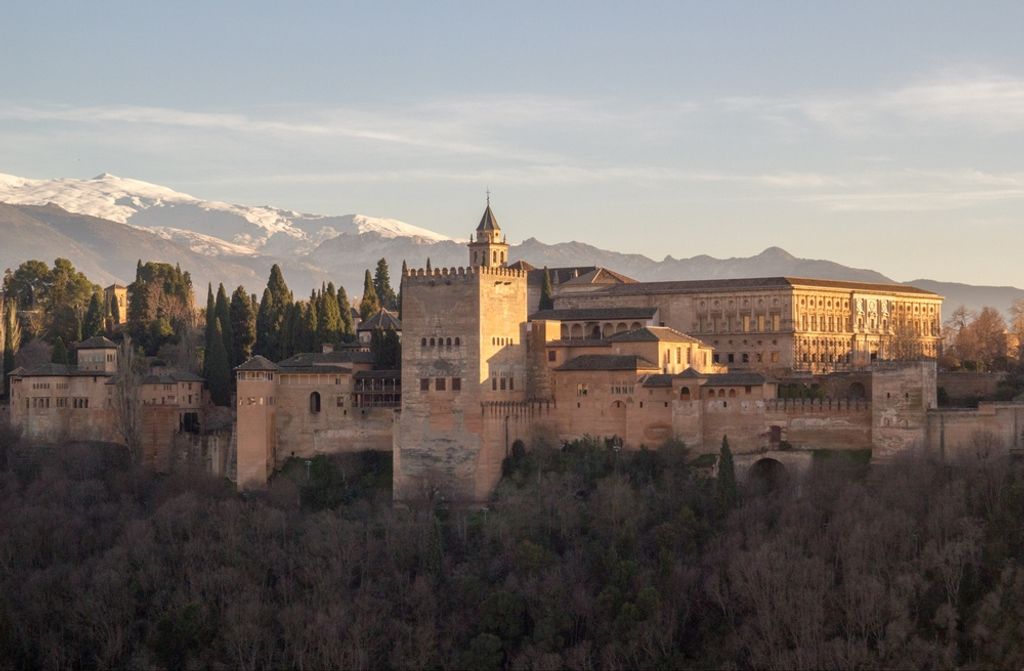 hansepuzzle 64099 - Alhambra Puzzle, 500 Teile, Gebäude, 46,0 x 30,0cm mit hochwertiger Aufbewahrung, Kartonbox und wiederverschließbarem Beutel