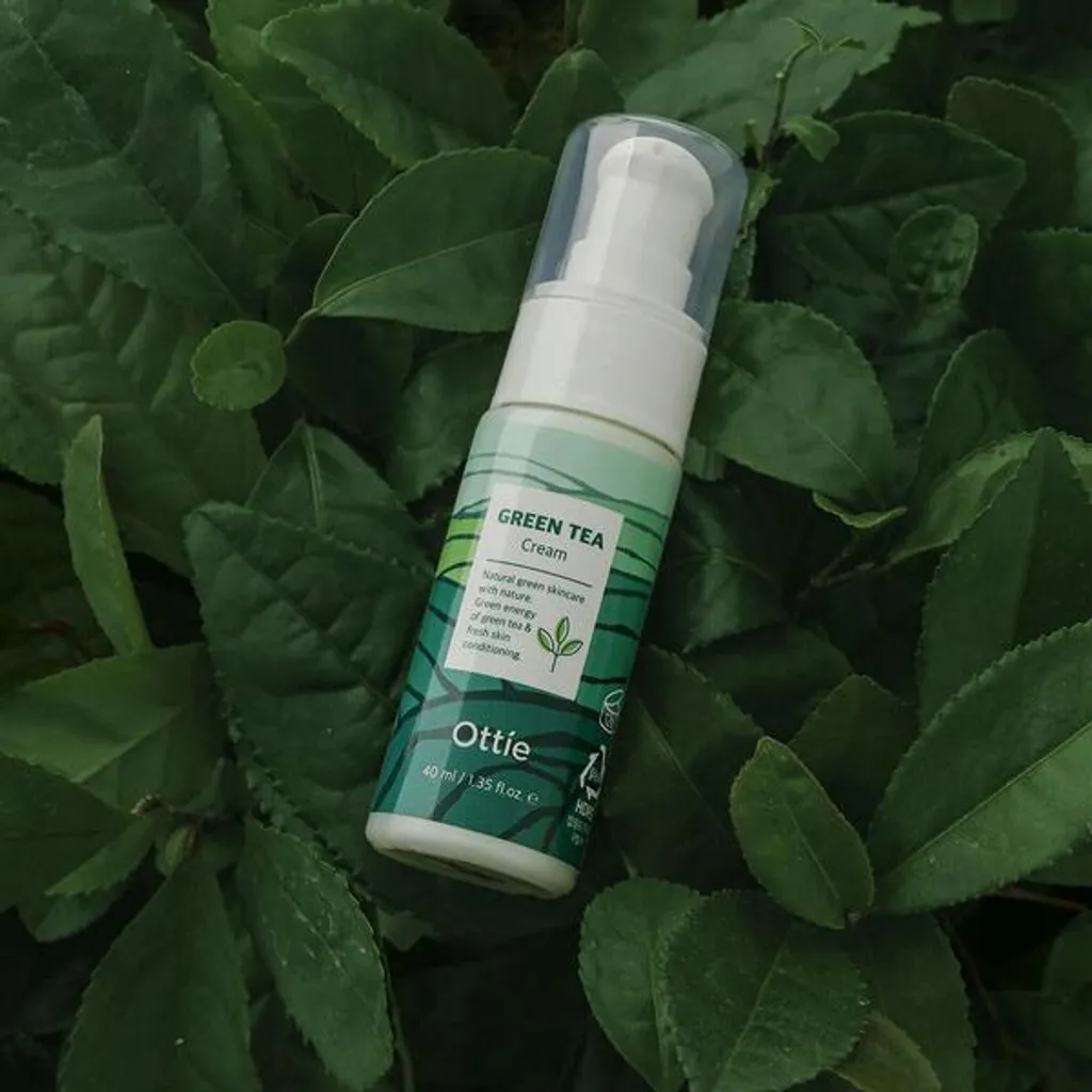 Crème hydratante visage OTTIE anti-tiraillement au thé vert 40ml