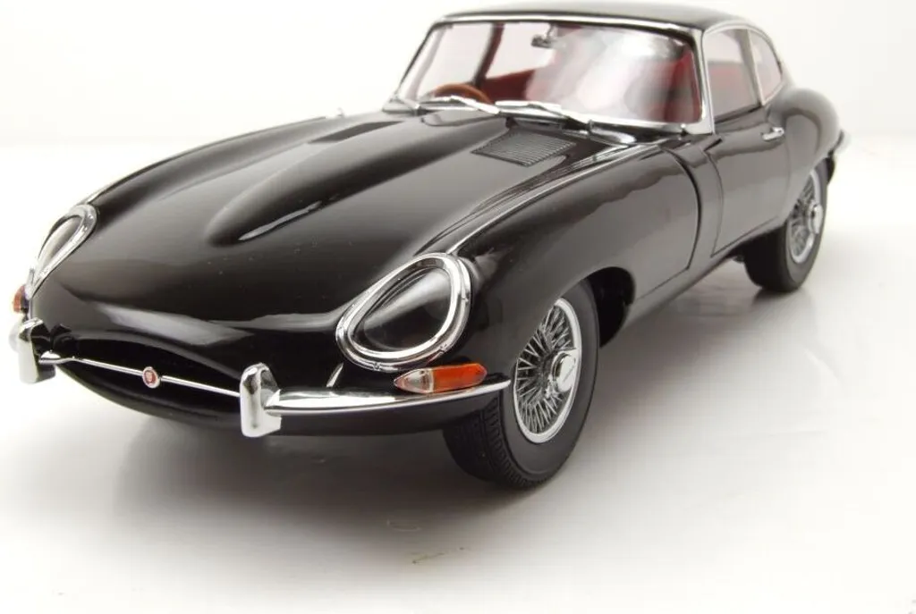 Maquette Jaguar E-Type 1961 Noire 1:18 Kyosho : Objet de Décoration Luxe