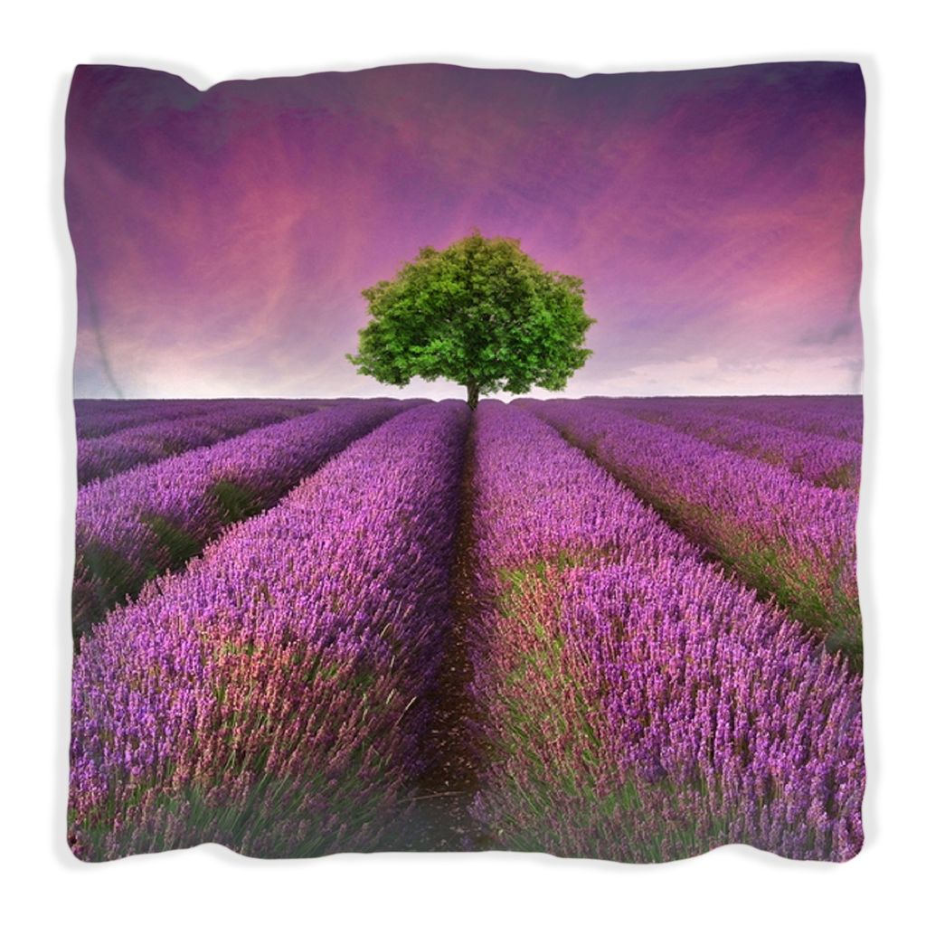 Wallario Premium Kissen, weiche Oberfläche, mit Motiv Lila Blumenfeld, Größe: 60 x 60 cm, mit weißer Rückseite