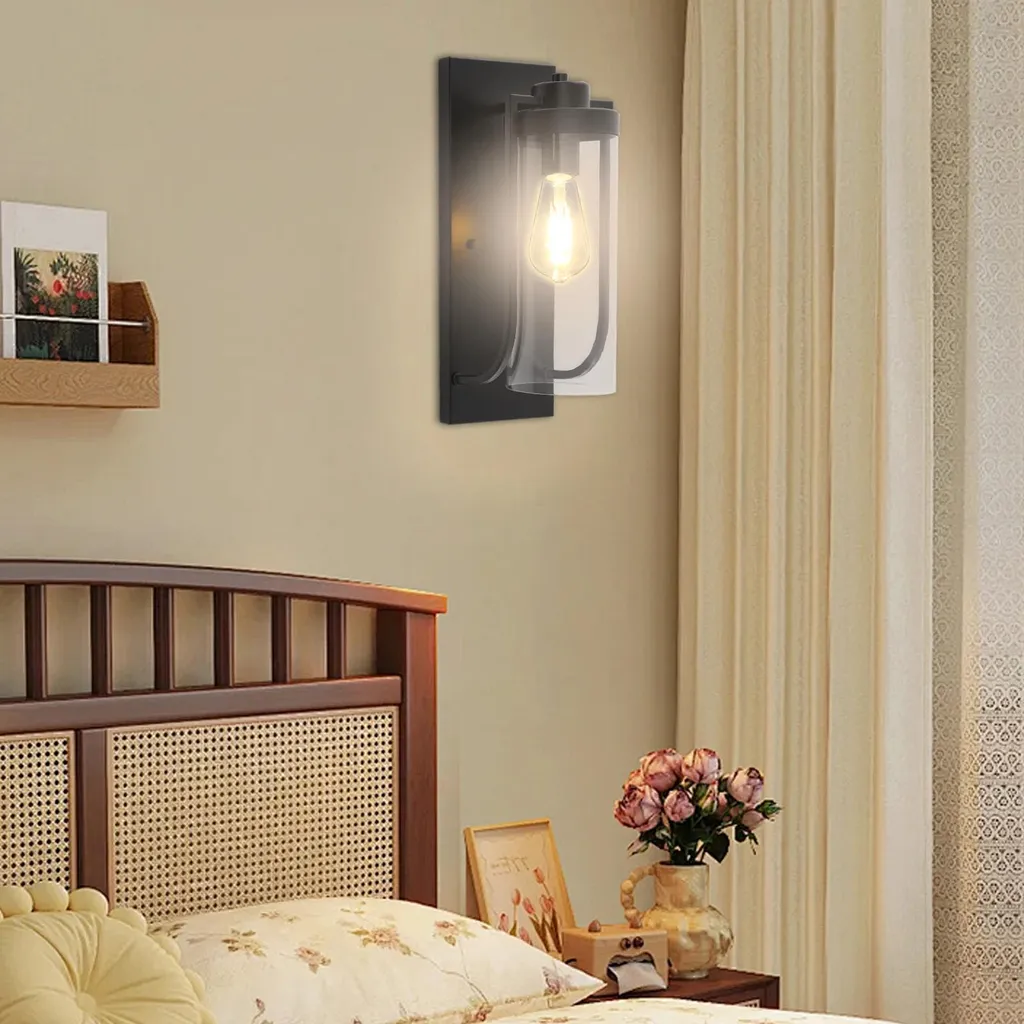 Applique murale noire E27 : la solution pour un éclairage puissant et chic