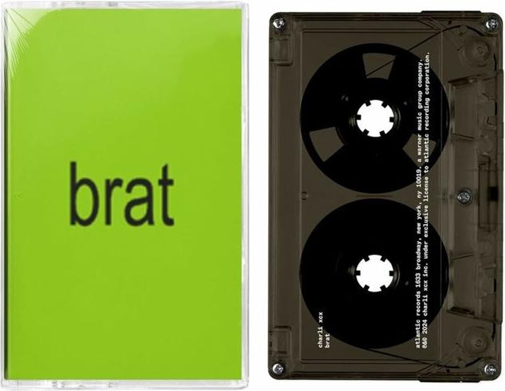 (MC) Charli XCX – Brat (SCHWARZE KASSETTE)