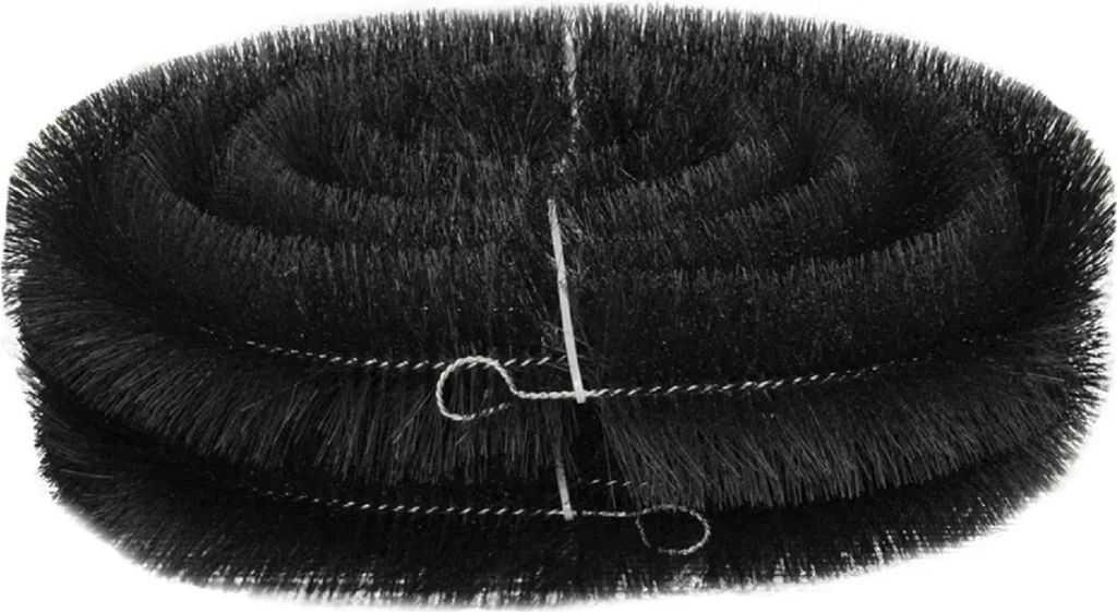 Dachrinnen-Schutzgitter, Dachrinnen-Schmutzfang, Dachrinnenbürste, Edelstahl-Strang mit robusten Kunststoffborsten, Rinnenraupe, schwarz, Größe ...