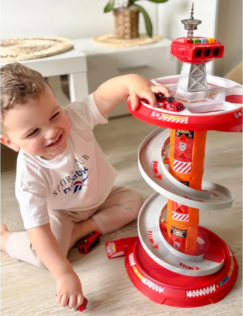 Garage voitures enfant compact : stop aux circuits encombrants - 8