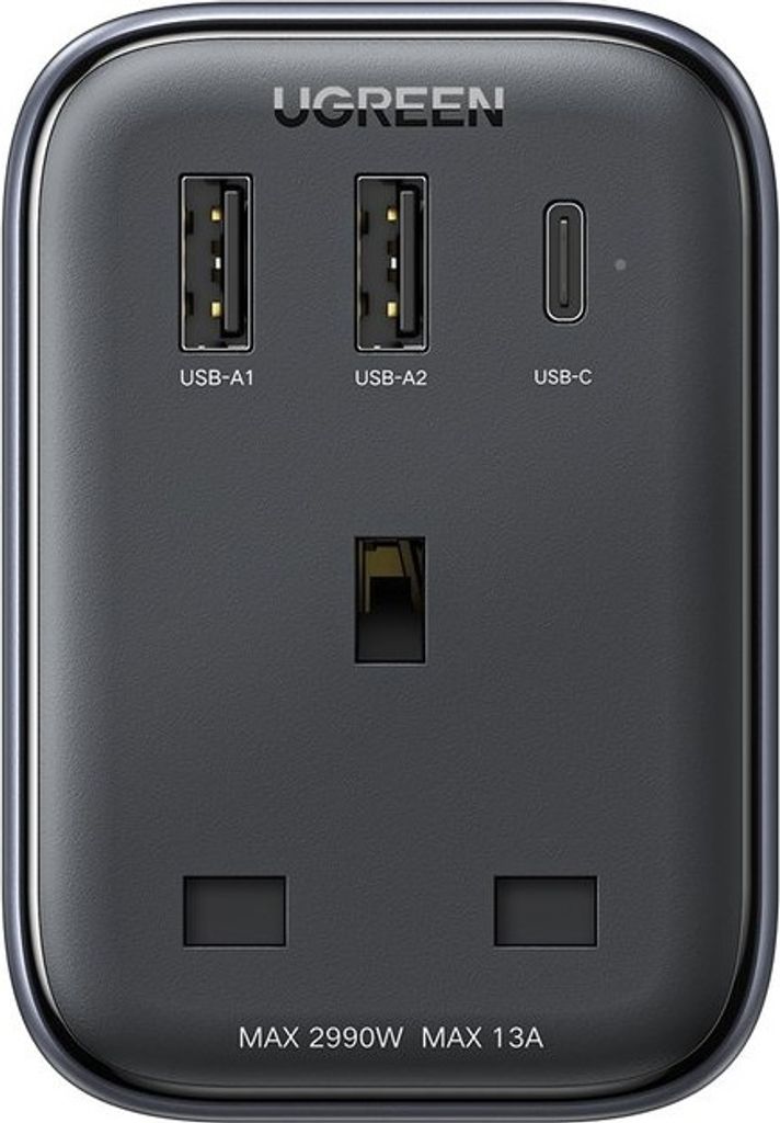 Ugreen Wandladegert/Adapter 2x USB-A, 1x USB-C, 30W, EU-auf-UK-Stecker 13A - Schwarz