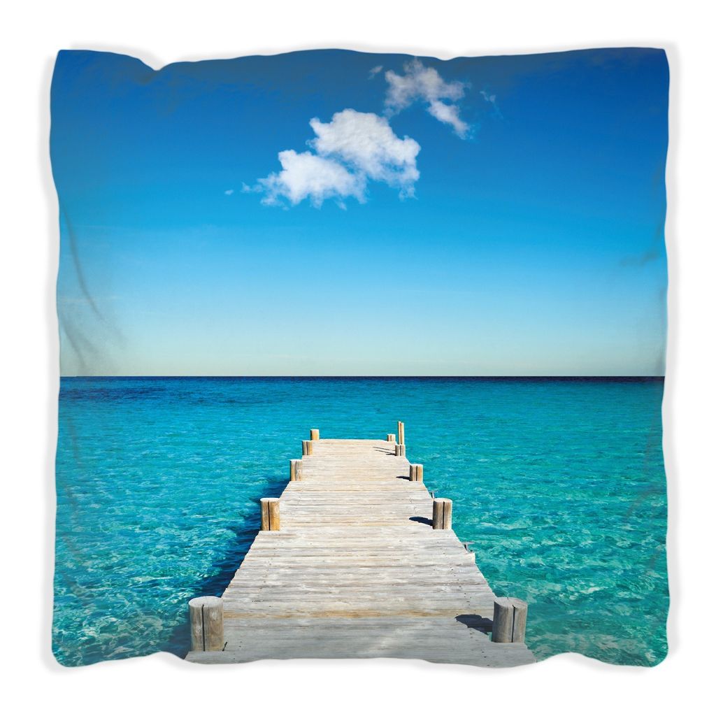 Wallario Premium Kissen, weiche Oberfläche, mit Motiv Steg am tropischen Meer, Größe: 30 x 30 cm, mit weißer Rückseite