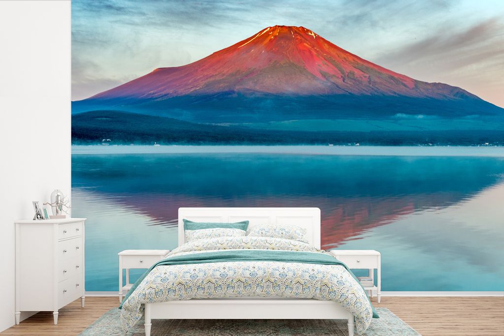 MuchoWow Fototapete für Wohnzimmer oder Schlafzimmer Wandtapete Vinyl Motivtapete Der von der Morgensonne beleuchtete Fuji im asiatischen Japan ...