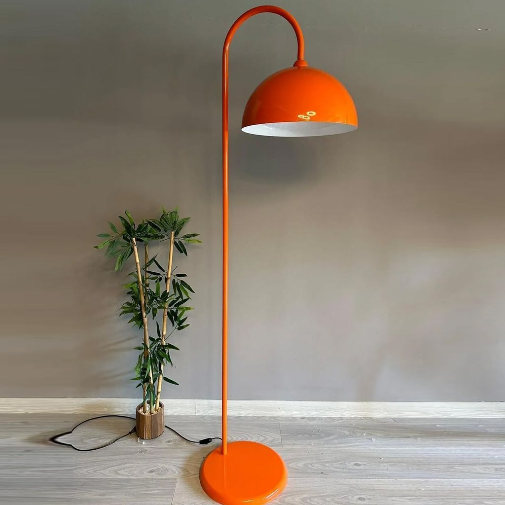 Moderne Stehlampe aus Metall mit E27, Verstellbarer Produktbild 