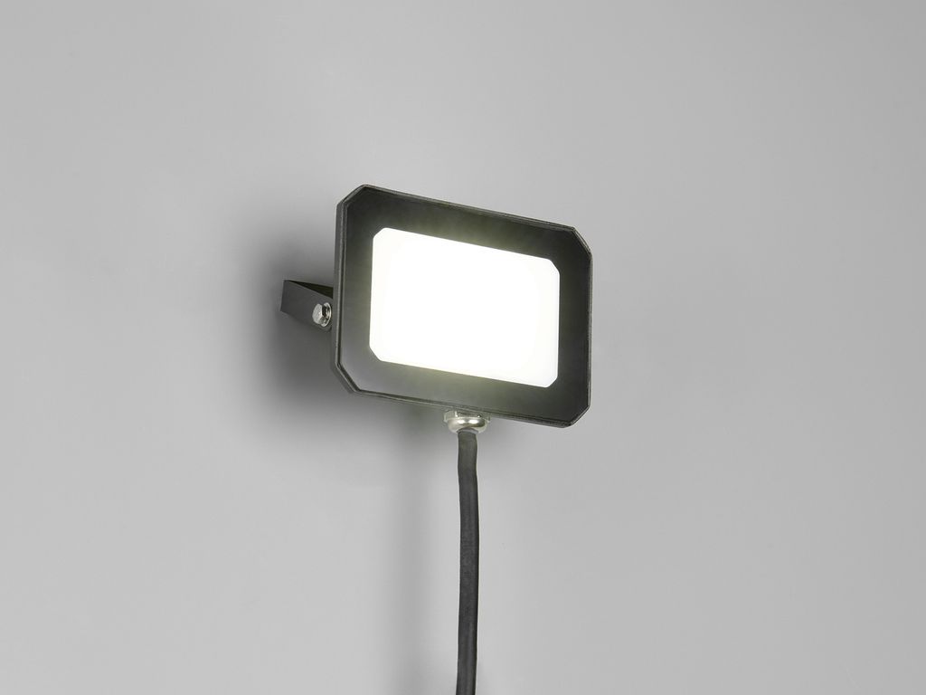 LED Fluter zur Fassadenbeleuchtung, Strahler schwarz flach 20Watt, Anschlussbox