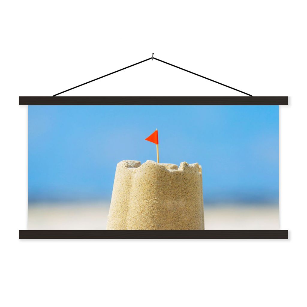 MuchoWow Textilposter Sandburg - Strand - Muscheln - Sommer 60x30 cm mit schwarzem Rahmen - Textilien