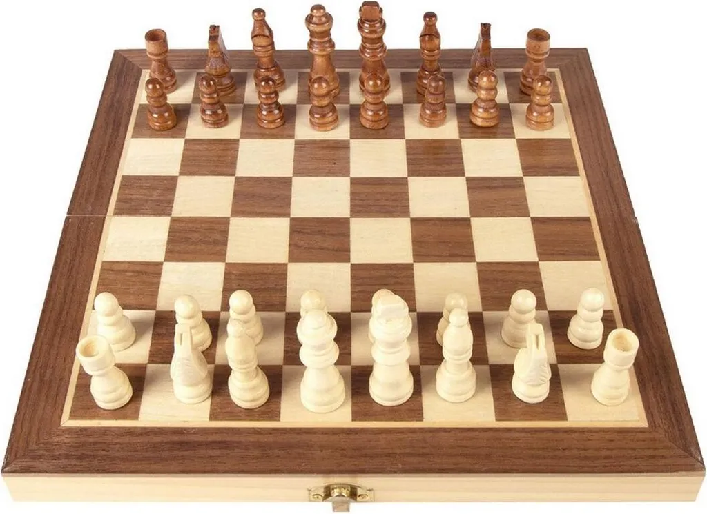 Jeu d'échecs en bois 30x30 cm : Fini les jeux fragiles en plastique