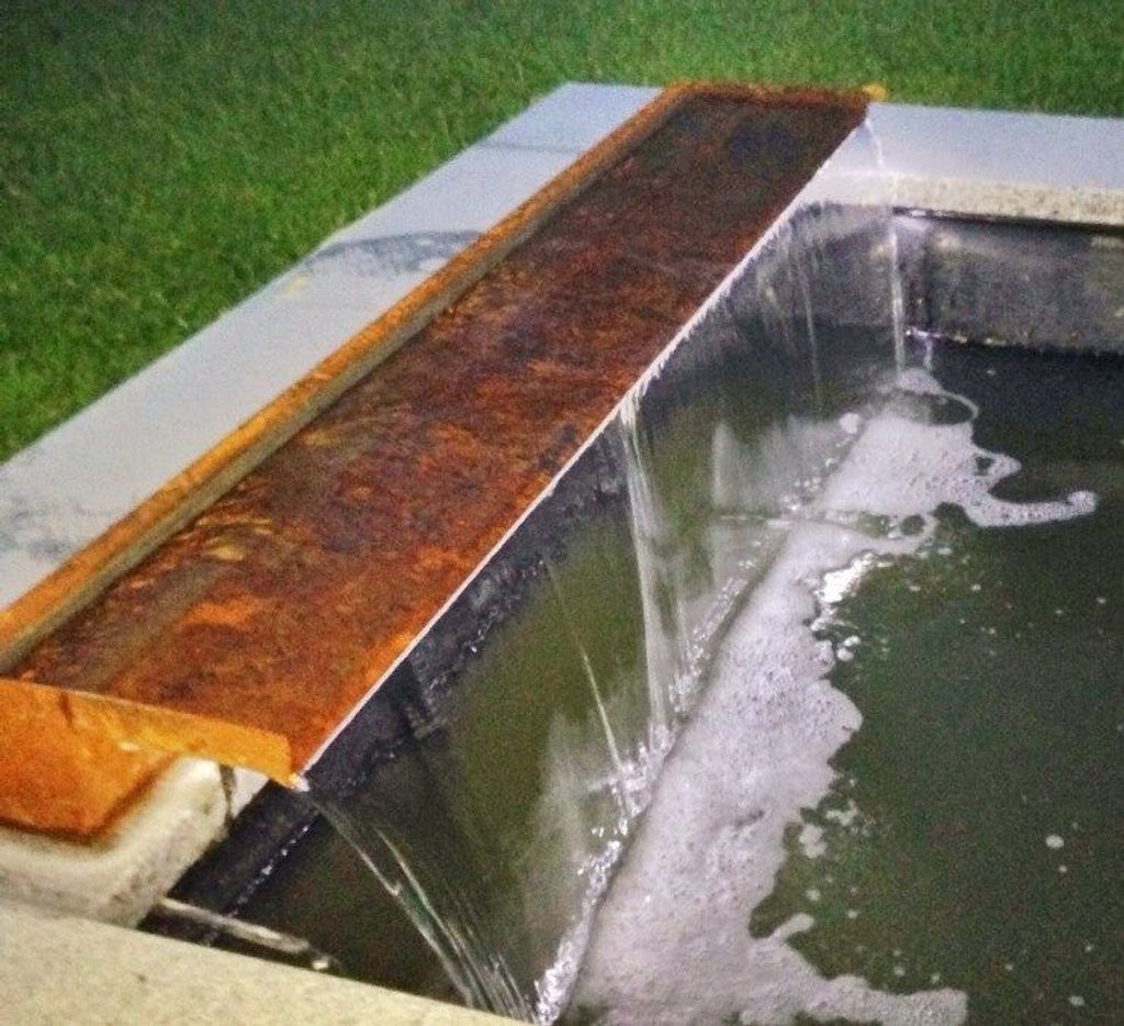 Wasserfall 90 cm Cortenstahl Roststahl LED-Beleuchtung Wasserauslauf Speyer