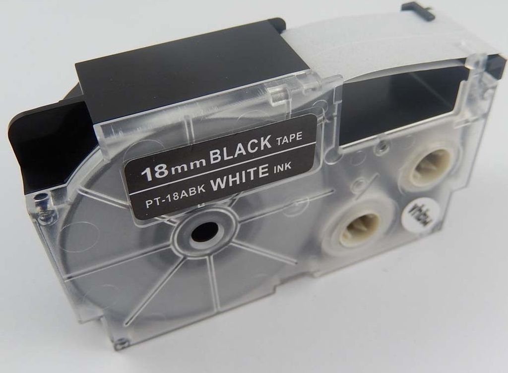 vhbw Schriftband-Kassette kompatibel mit Casio KL-750E, KL-70E, KL-7400, KL-7000, KL-7200 Etiketten-Drucker 8m x 18mm Weiß auf Schwarz, pet+ RESIN