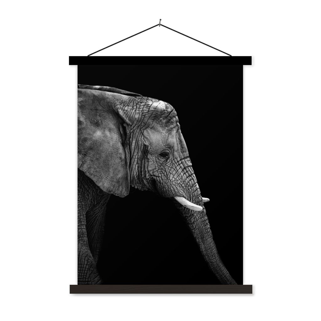 MuchoWow Textilposter Elefant - Schwarz und weiß - Porträt - Tiere 60x80 cm mit schwarzem Rahmen - Plakathalter