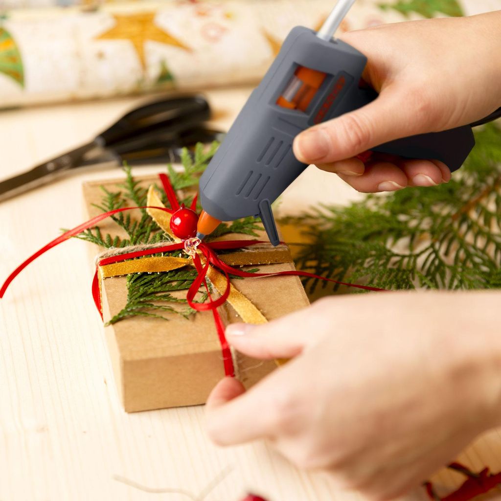 Heißklebepistole 7 mm – Kompakte elektrische Heißklebepistole für Präzisionsarbeiten und Bastelarbeiten – 15 W – mit Tropfschutz und Klap...