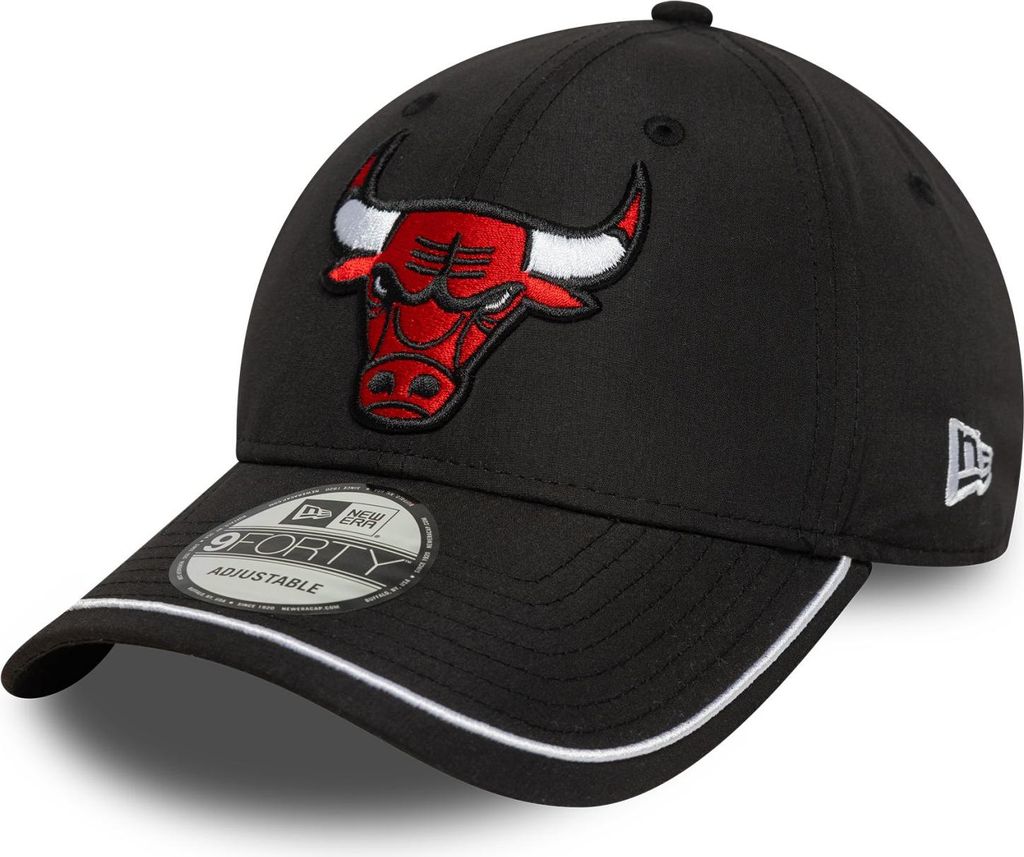 New Era NBA 9FORTY Cap Piping Chicago Bulls black